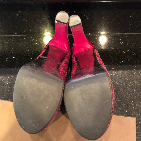 Bebe Hot Pink Khloe Snakeskin Platform Pumps - Picture 4 of 5